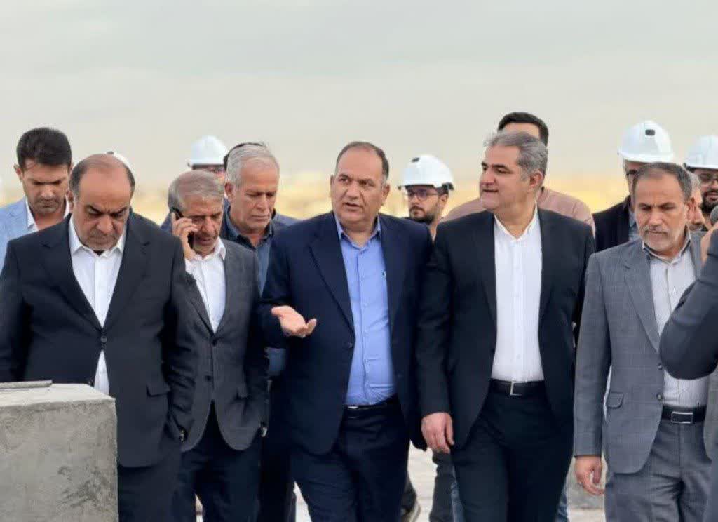 سفر مسئول ارشد مسکن به رفسنجان؛ کلید حل دو مشکل عمرانی منطقه