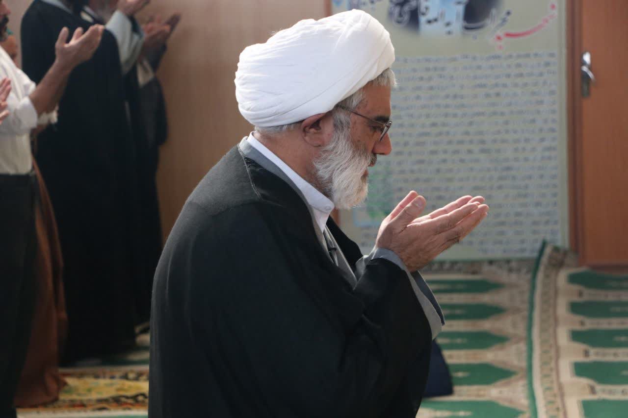 استغفار؛ کلید گشایش بحران آب و برکت آسمانها