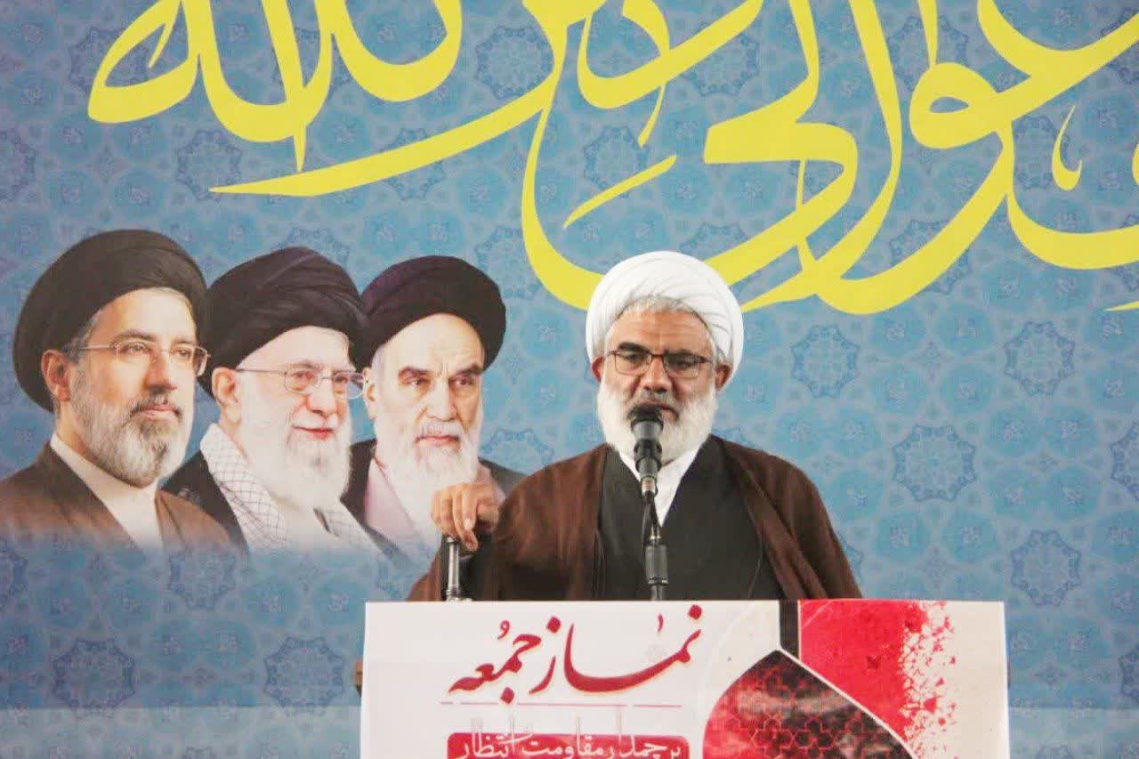 امام جمعه رفسنجان: از صبر انقلابی مردم سوءاستفاده نکنید / هشدار به هنجارشکنان و گلایه از کمرنگ‌بودن حضور مسئولان